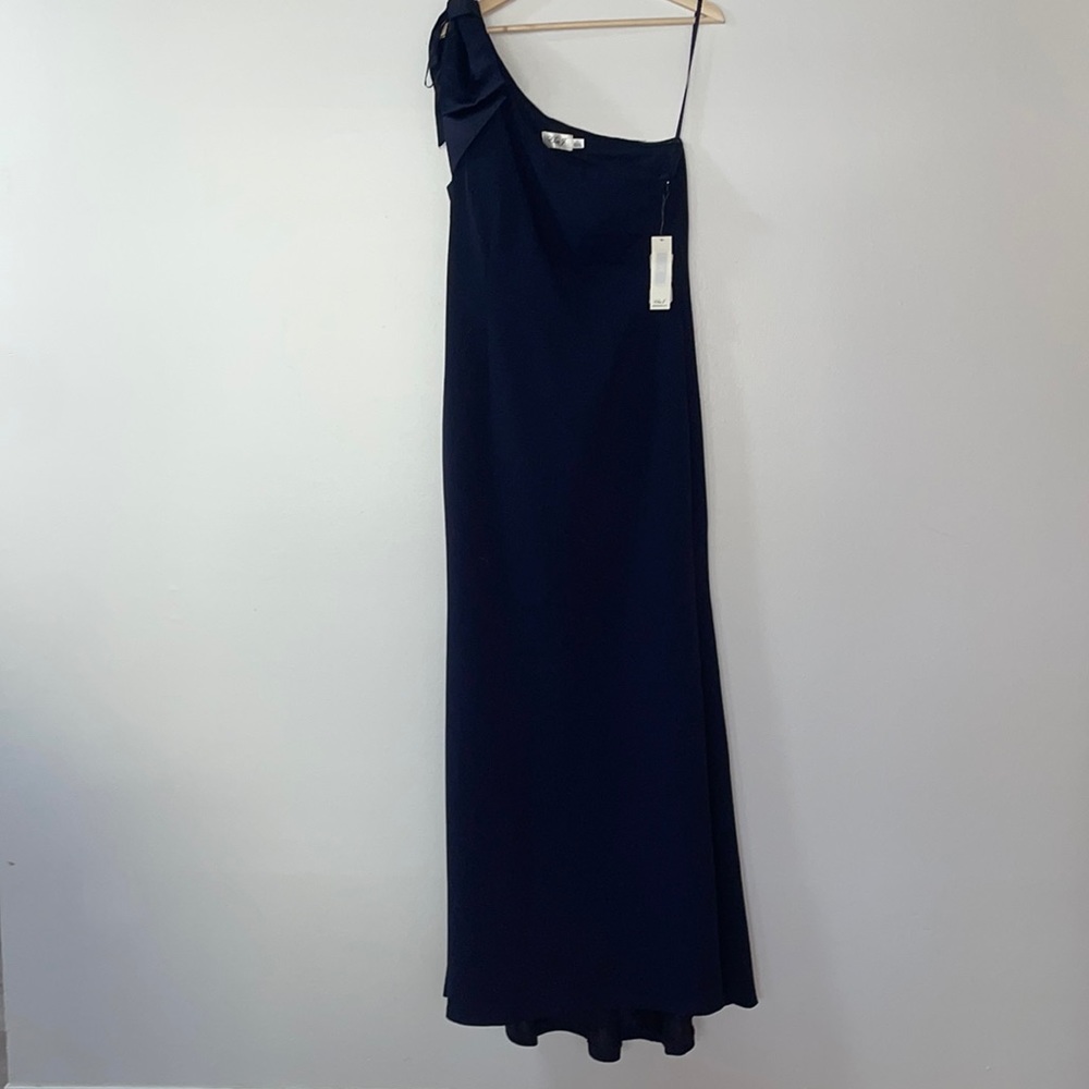 NWT Eliza J one shoulder formal dress 💙